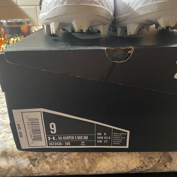 Never worn brand new - Picture 4 of 6